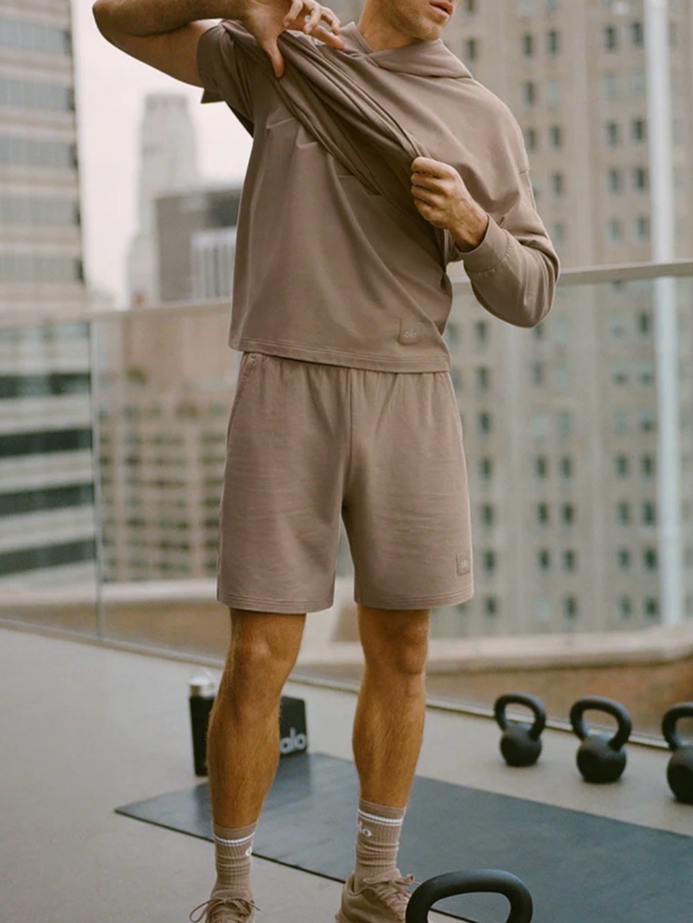 ALO Yoga Men's Shorts - Gravel